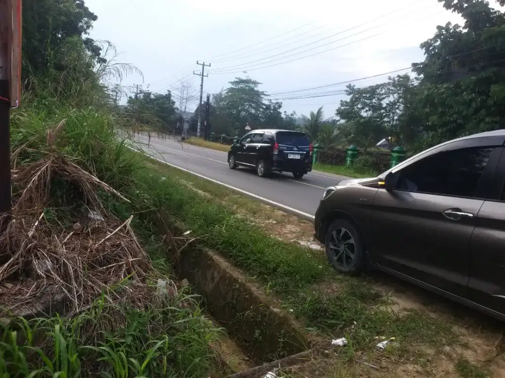 Dijual tanah strategis pinggir jalan raya depan kampus
