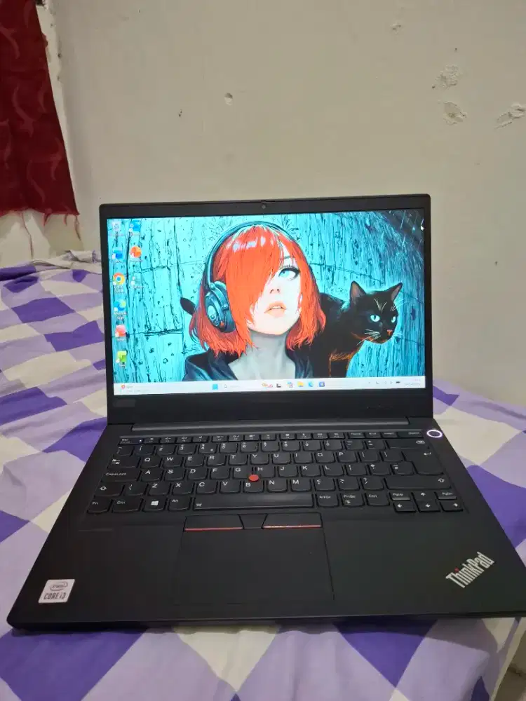Laptop bekas berkualitas Thinkpad E14 no minus