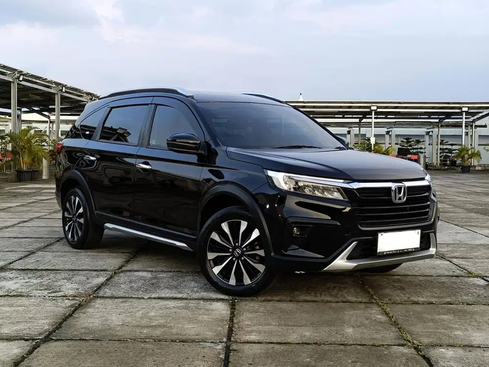 (TDP 15JT) LOW KM 51 RB ! BRV PRESTIGE SENSING CVT 2022 HITAM ! RECORD