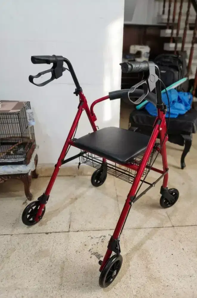 Rollator baru, tidak terpakai