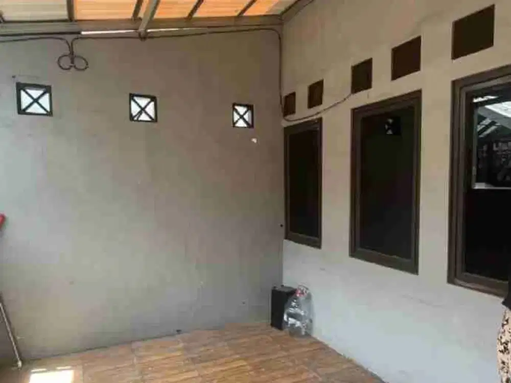 Disewa rumah baru renovasi Perumnas klender Jakarta timur
