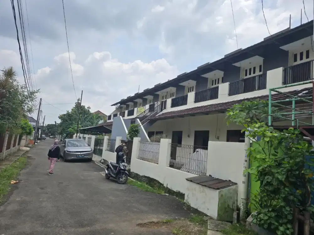 Disebabkan kamar kos luas 3 x 10 meter