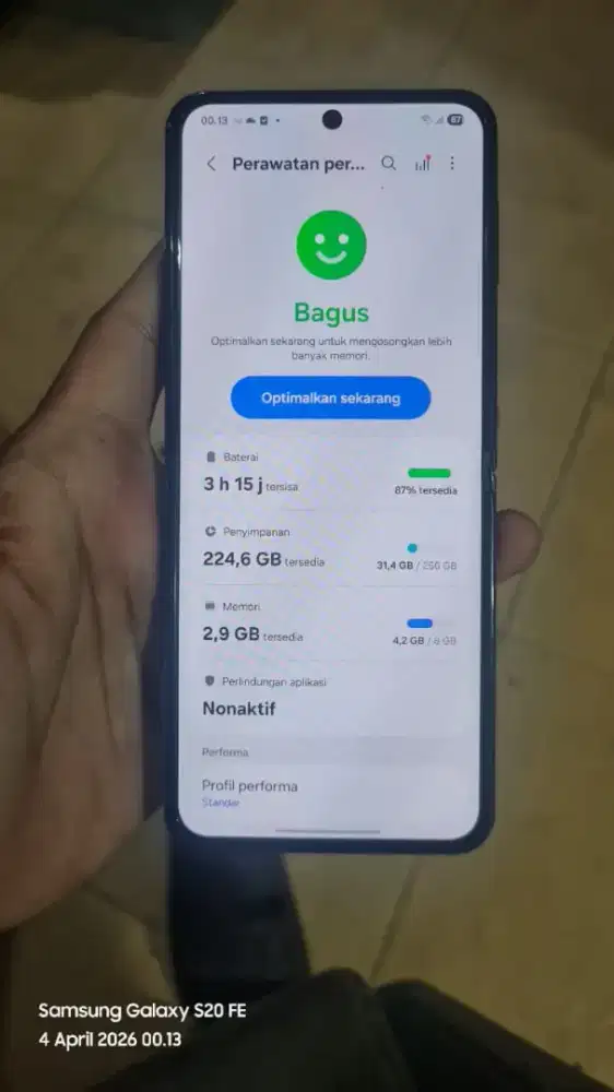 Di jual cepat samsung galaxi z flip4
