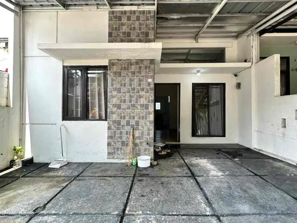 Dijual rumah siap huni di kawasan nyaman dan strategis Komplek Graha Mutiara Soreang.