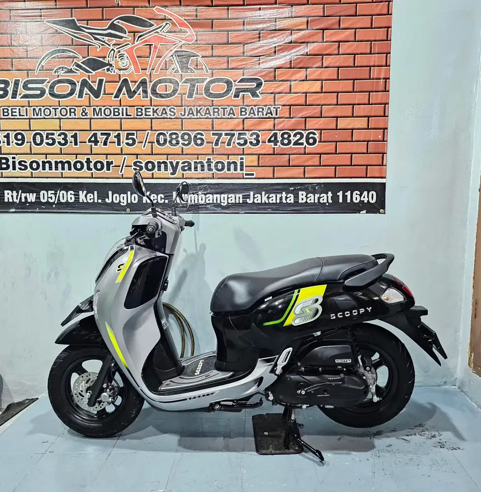 ISTIMEWA! HONDA NEW SCOOPY FI DONAT CBS ISS ESP LED 110 2025 ABU HITAM