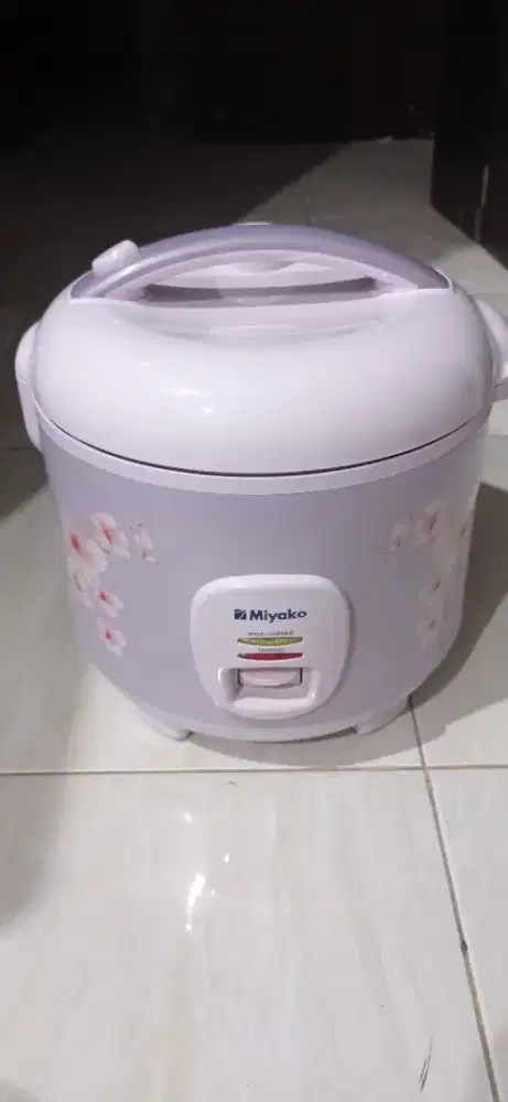 Magicom miyako 1,8liter hitam