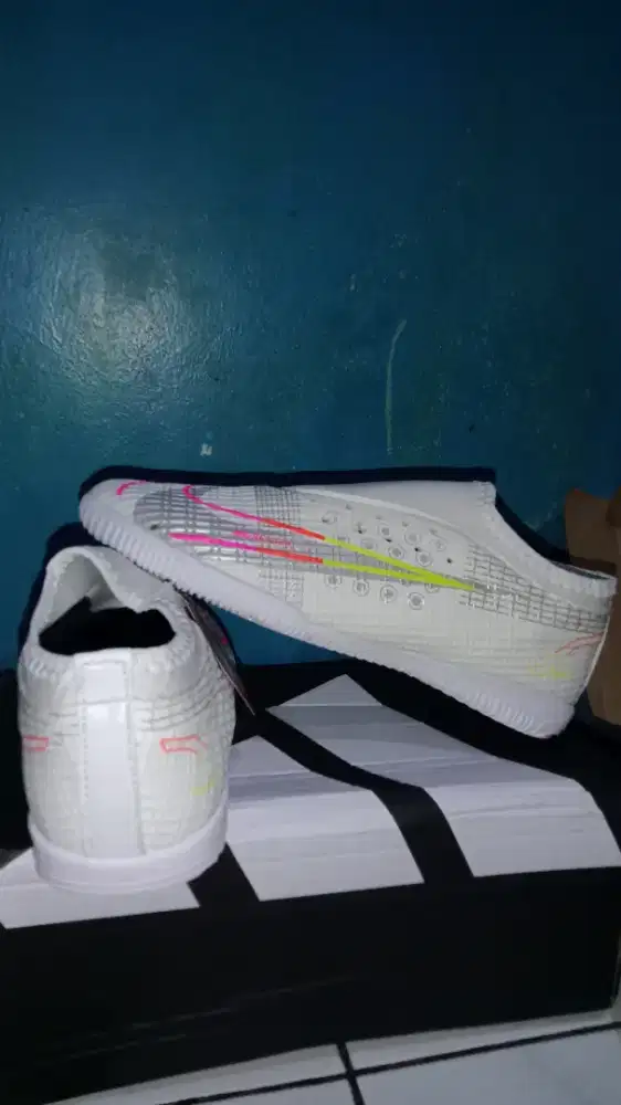 SEPATU FUTSAL NIKE MENCURIAL