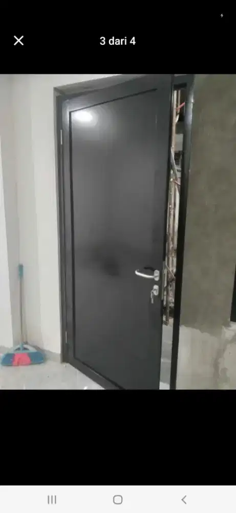 Pintu aluminium swing uk max T220cm L100cm hrg terpasang 2,3 jt/unit