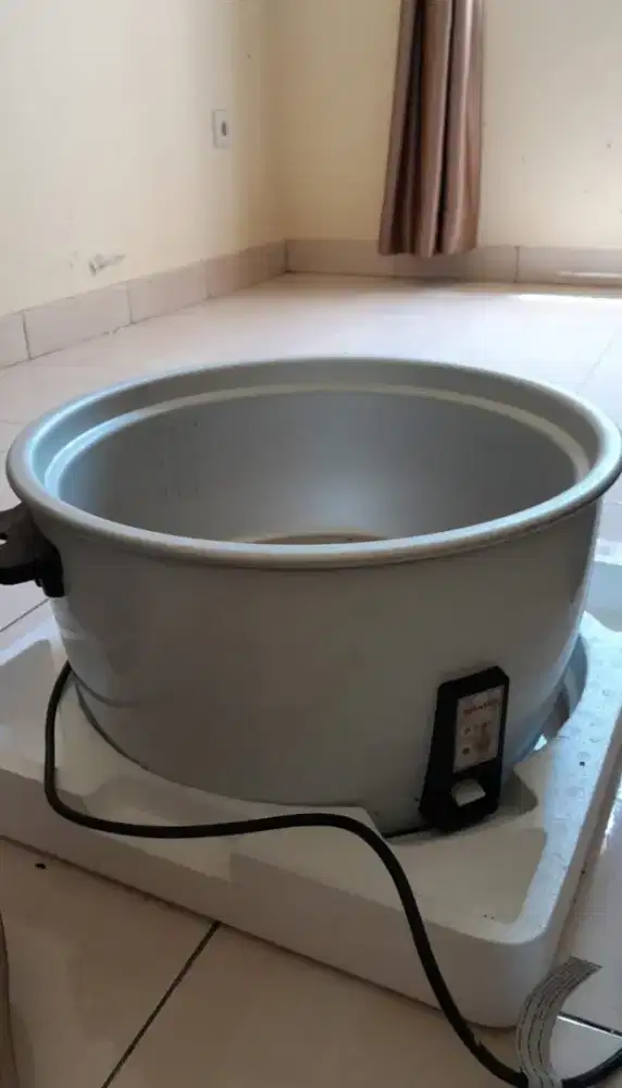 Dijual murah Rice Cooker 7 liter