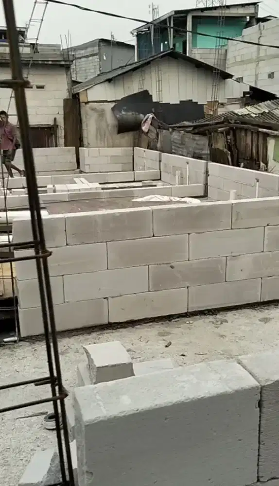 Jasa borongan dan harian bangunan