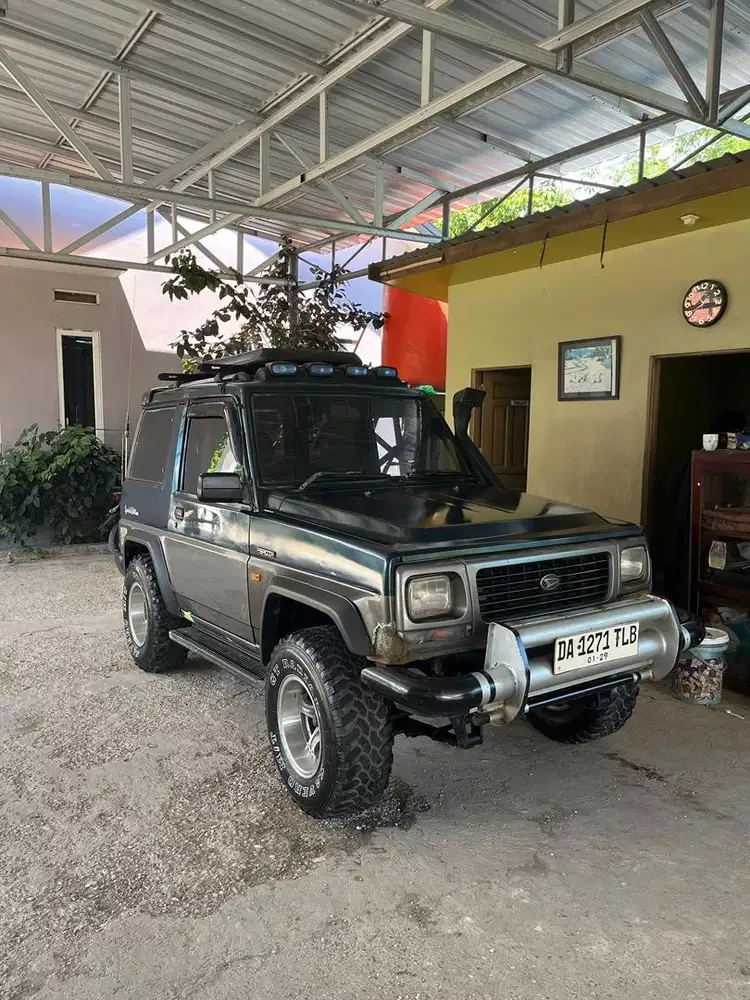 1994 Daihatsu Feroza