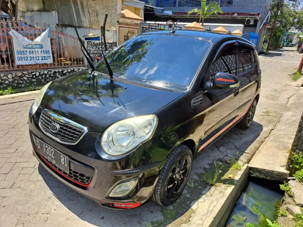 Kia picanto 2011 manual SE dp 10jt aja