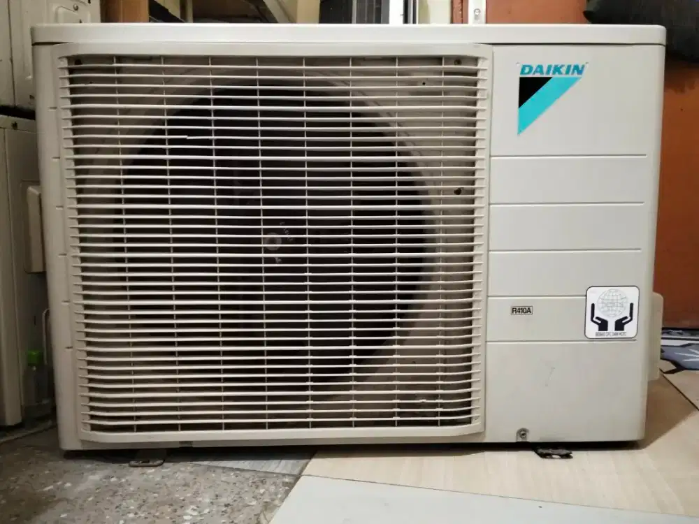 Outdor ac Daikin 2pk thailand