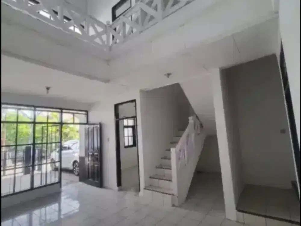Rumah Siap Pakai Dalam Komplek Di Turangga Bandung