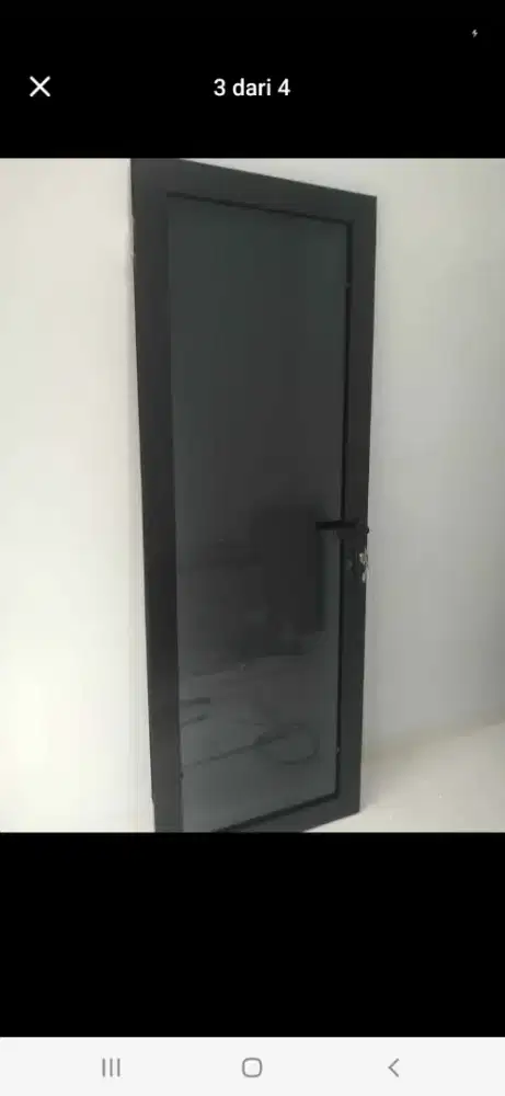 Pintu kaca alumunium swing T220cm L100cm hrg terpasang 2,1 jt/unit