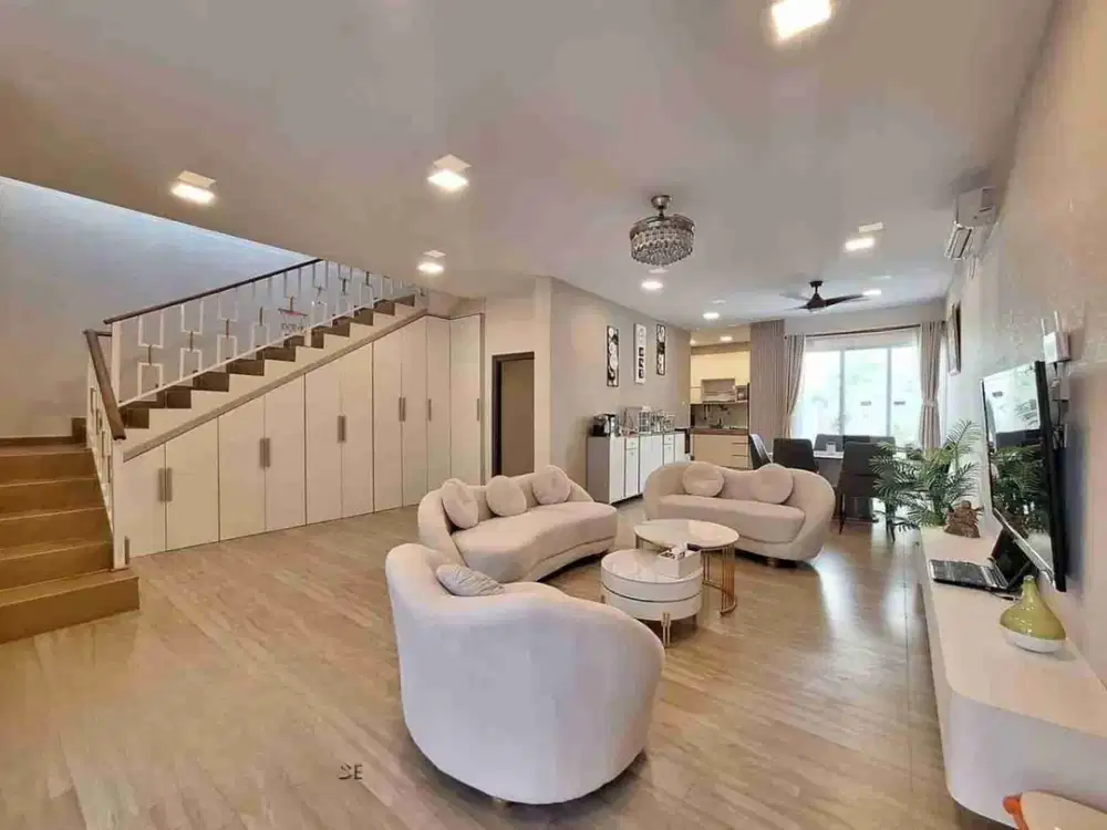 Dijual Rumah Mewah Orchard Park Batam Center