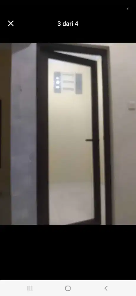 Pintu kaca aluminium swing T220cm L100cm hrg dg pasang 2,1 jt/unit