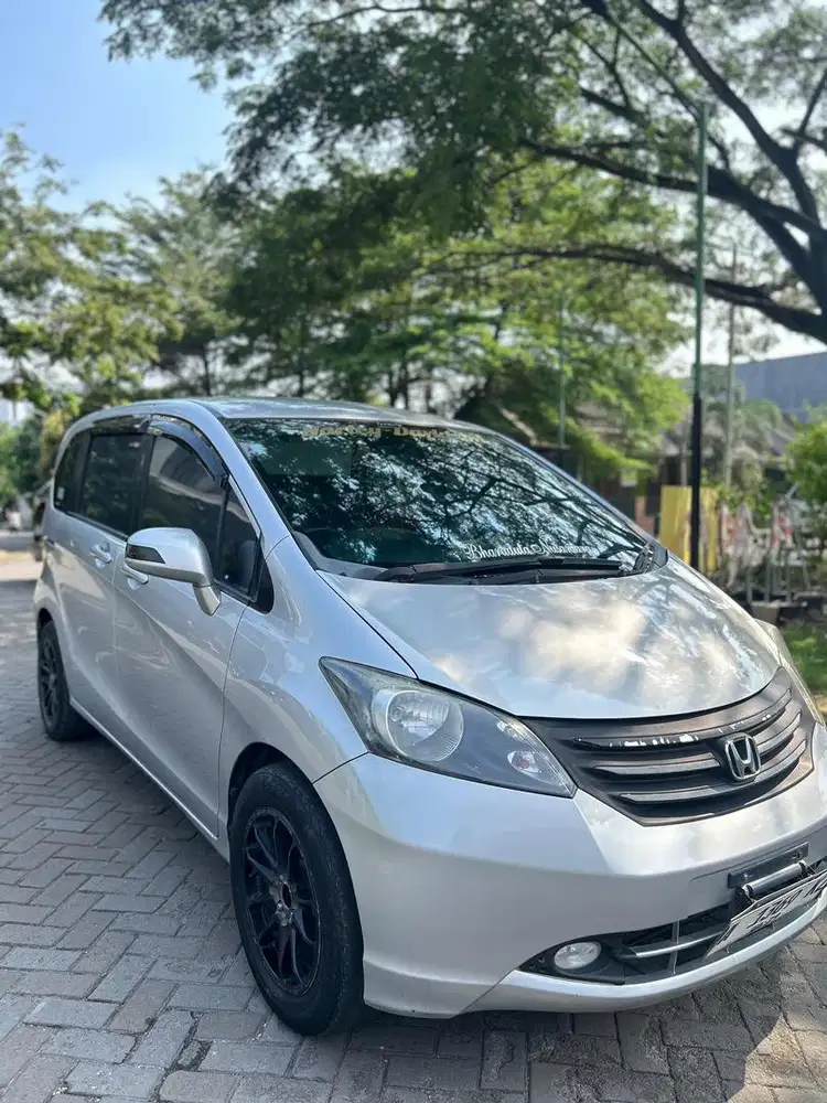 Honda freed 1.5 E AT psd