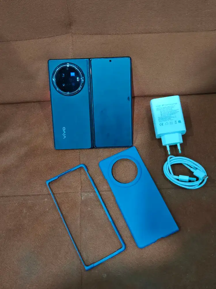 Vivo Fold X3 Pro 5G ram 16 internal 512 unit charger dan case