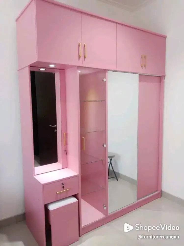 Lemari pakaian seleding mejariyas penyimpanan tas mewah