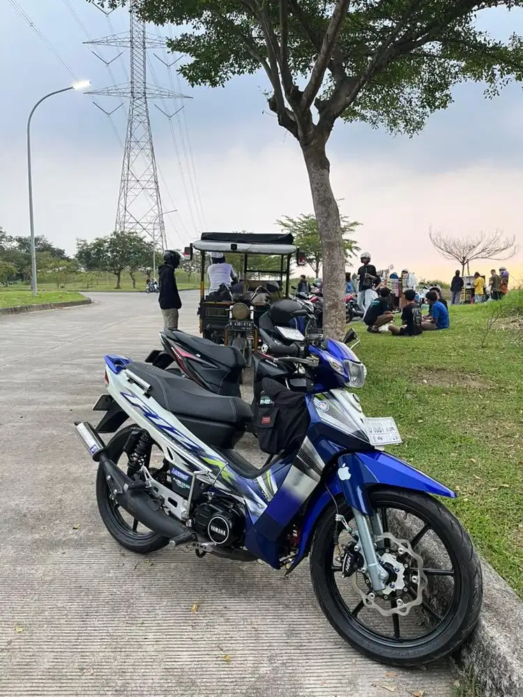 Fore sale f1zr 2004 asli biru