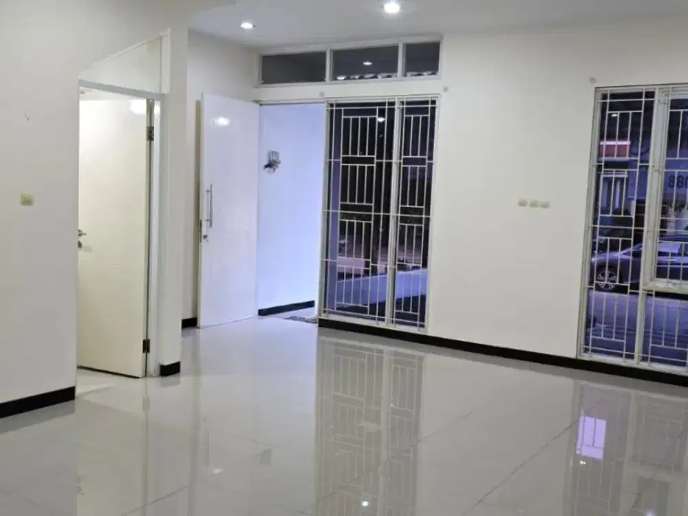 Jual Sewa Rumah TKI V Taman Kopo Indah 5