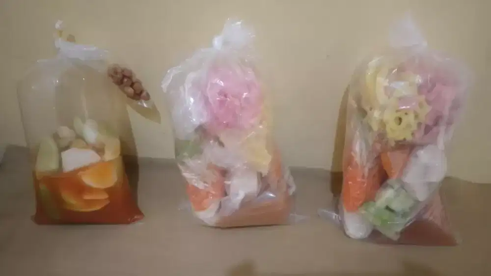 Asinan Sayur dan Asinan Buah