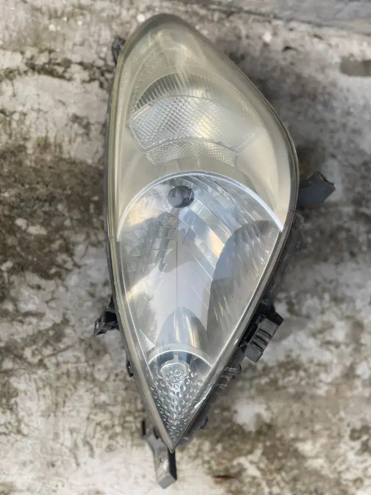 Headlamp Innova 2004 sampe 2011 lampu depan kiri (penumpang) 2008