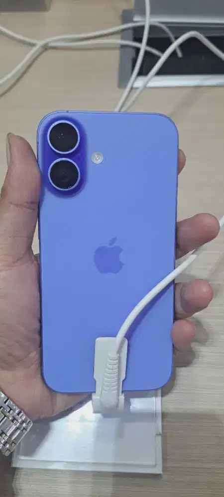 Kredit Iphone 16 Garansi Resmi Ibox