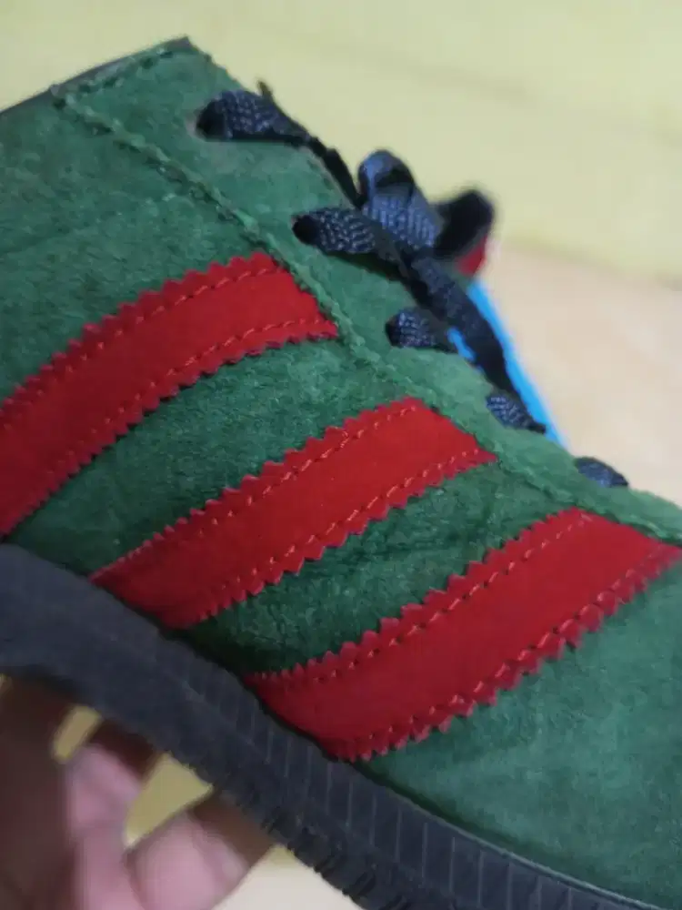 Sepatu Bekas jarang pakai