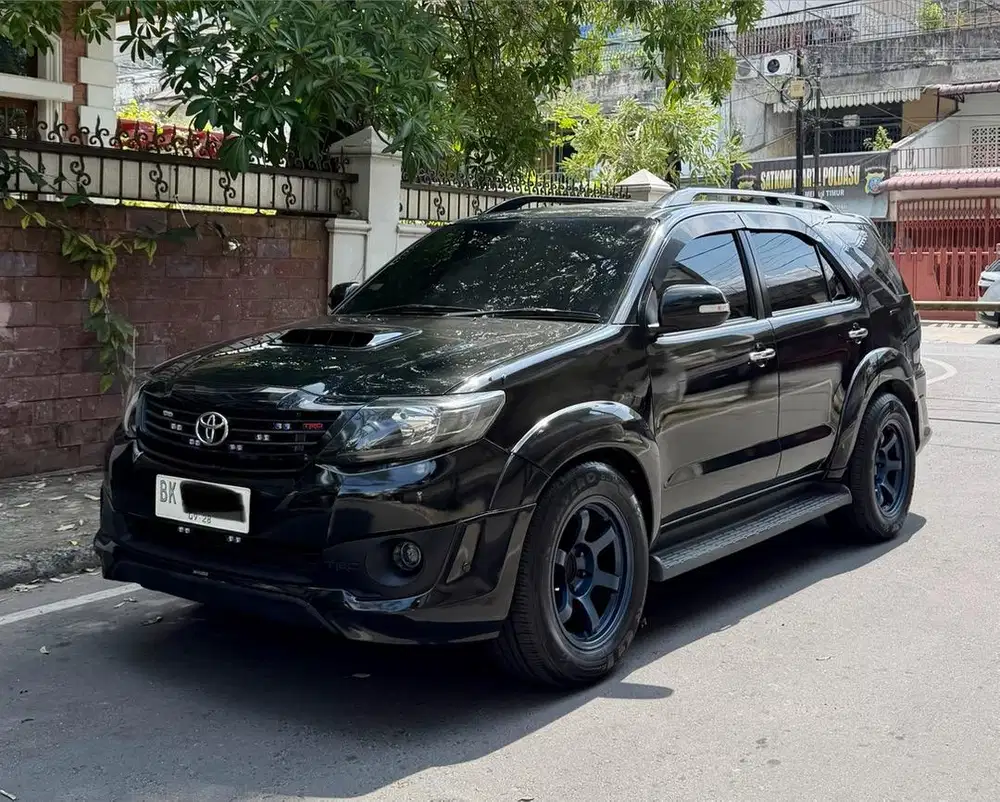 Toyota Fortuner VNT TRD M/T 2014 Diesel Fullspek