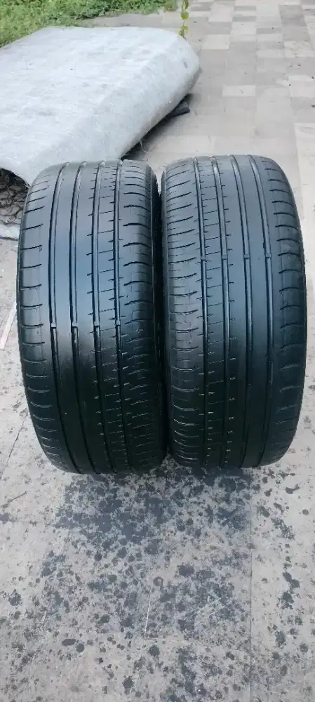 Ban 235-45-19 accelera