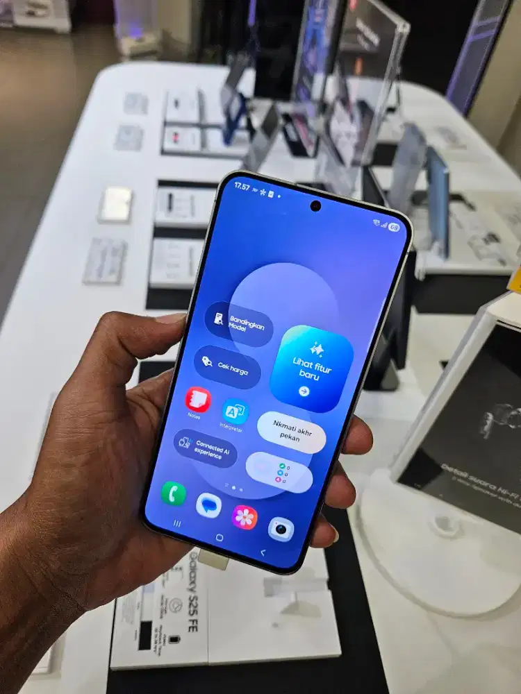 SAMSUNG S25 FE 512GB FREE SPEAKER PREMIUM DAN CHARGER ORI