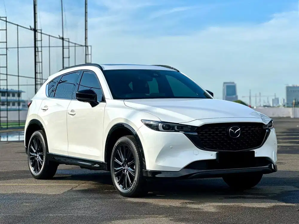 Mazda CX5 kuro edition low km 2022