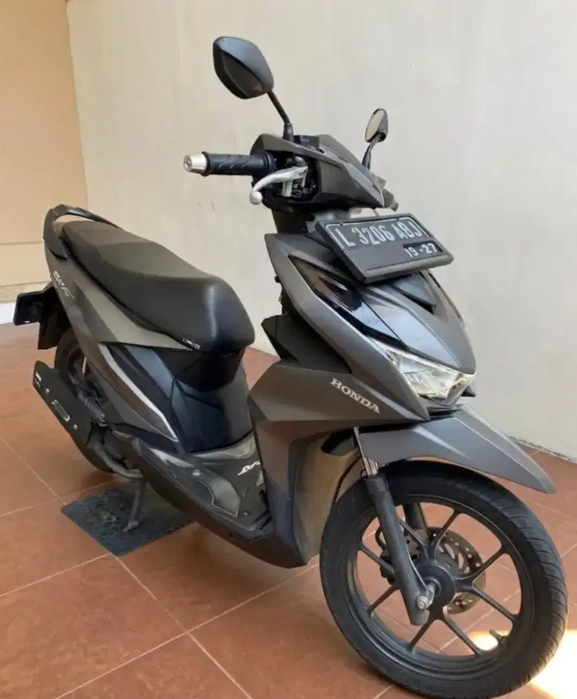 Dijual Motor Honda Beat Deluxe 2022. Kondisi Mulus.