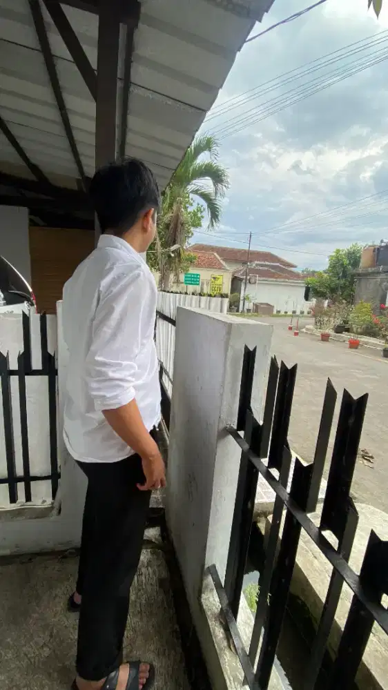 Mencari pekerjaan apa saja