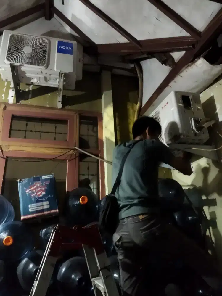 jasa servis ac kulkas frezer showcase mesin cuci dan bongkar pasang ac