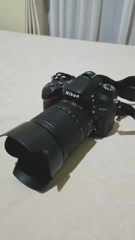 Nikon D7200 lens kit 18-140mm VR ex Alta
