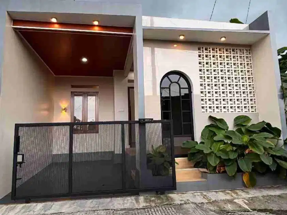 Rumah Tropis Kontemporer Di Purwomartani