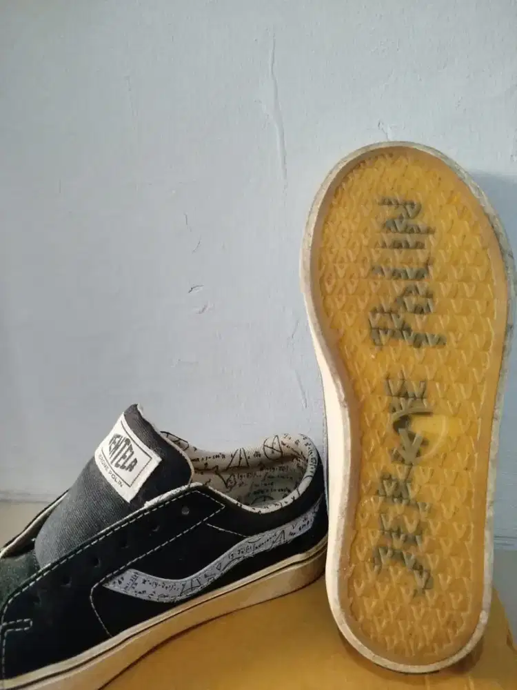 Sepatu Ventela X Jerome Polin