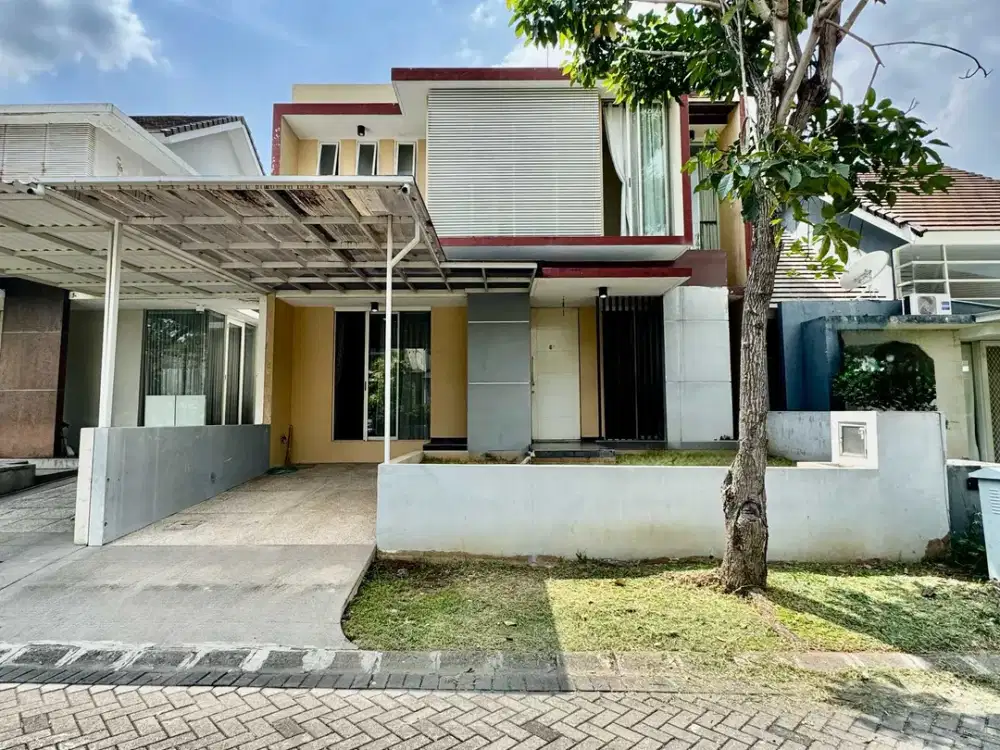 DISEWAKAN RUMAH GREENWOOD CITRALAND 2LT 3KT SEMI FURNISH DEKAT PASAR MODERN
