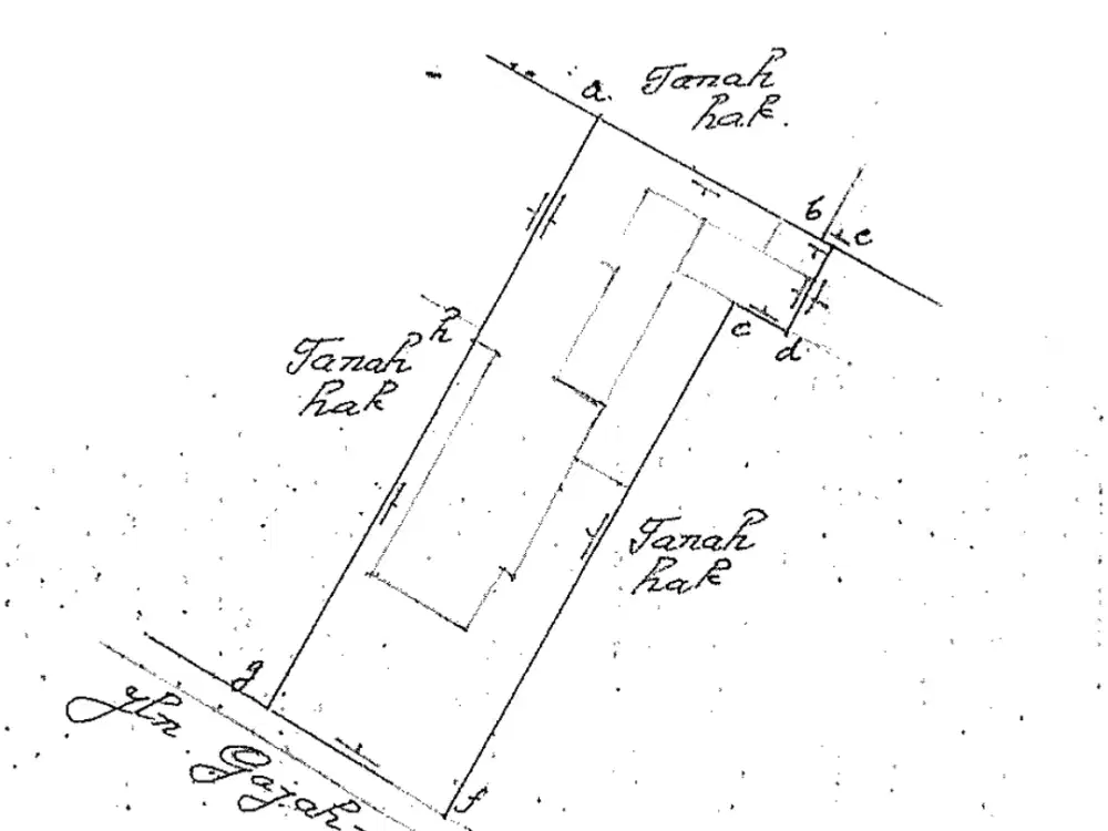 jl. Gajah Mada Pasuruan Kota