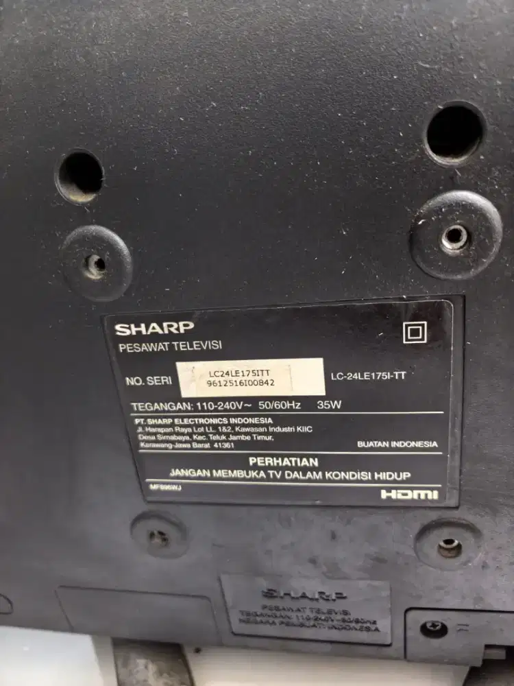 Tv sharp second 24 inch