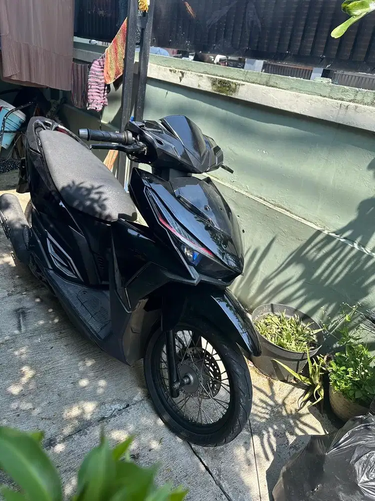 vario 150 led old 2015 kumplit