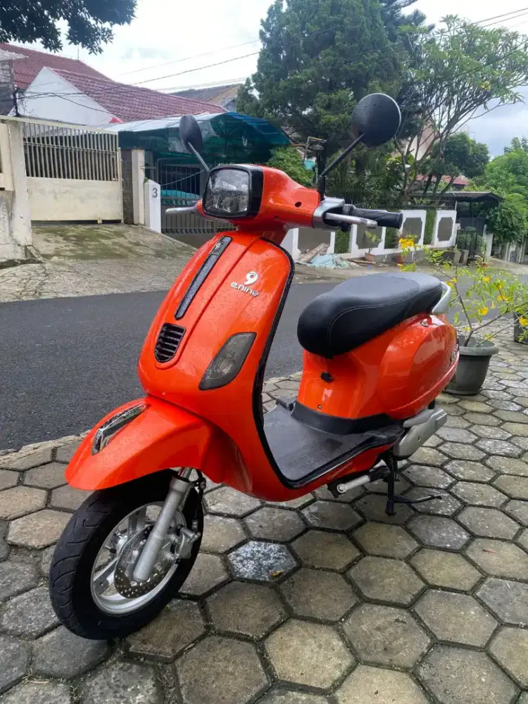 Jual Cepet motor Listrik 95% mulus Tinggal pakai Joss