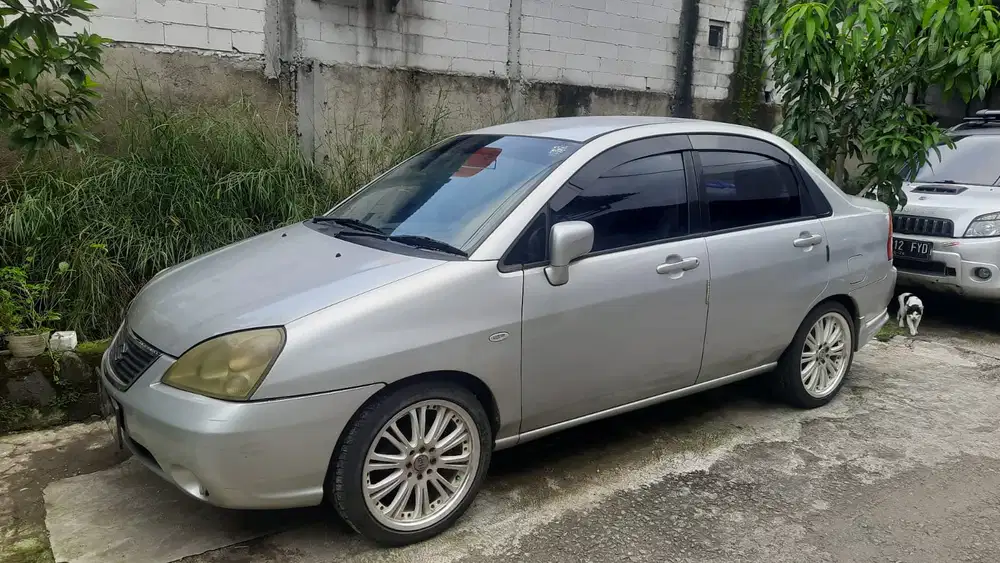 Suzuki Baleno next-G 2004 Bensin