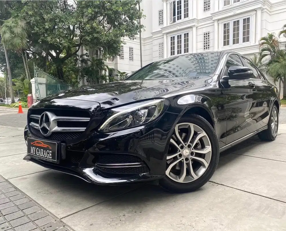C 200 Avantgarde 2016 Hitam km 70rb(KM) Full Original a/n Pembeli lgs.