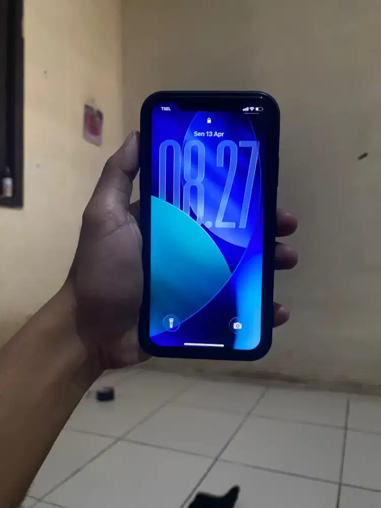 Iphone 11 64gb allop whitlise