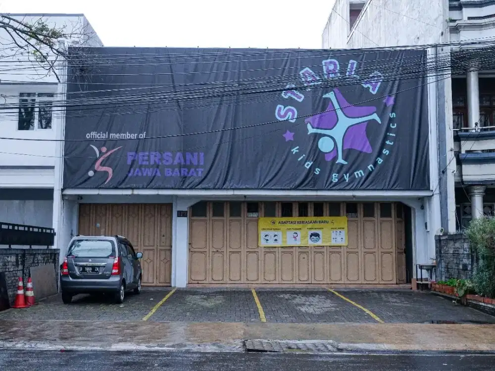 Ruko Lux Naripan Mainroad, Kota Bandung