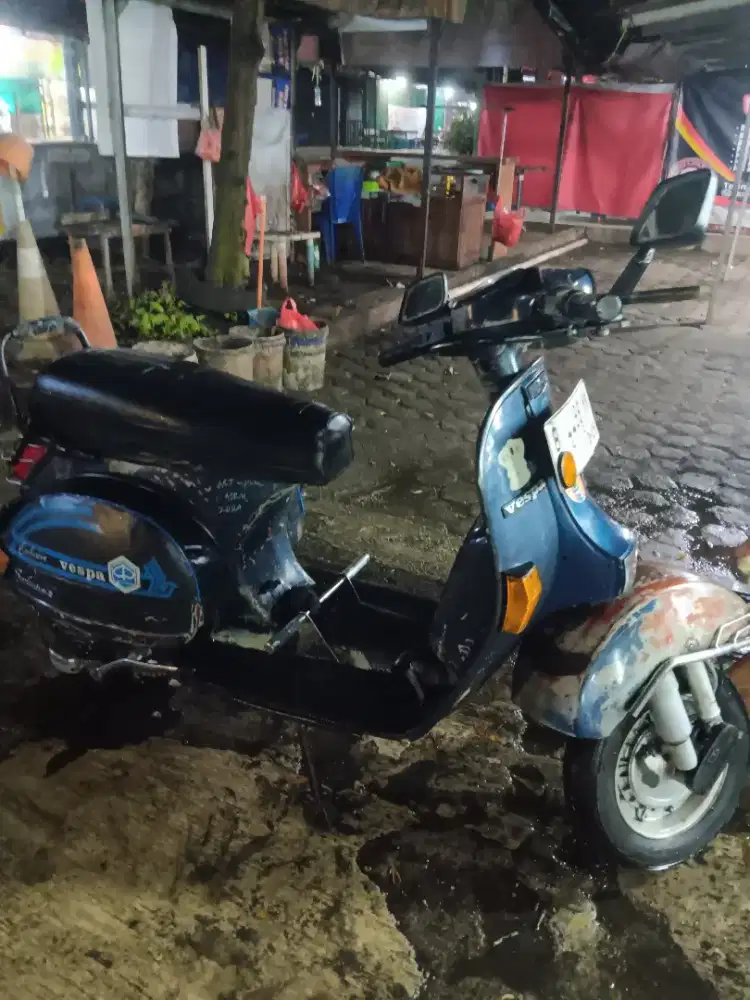 Vespa p150x exclusive